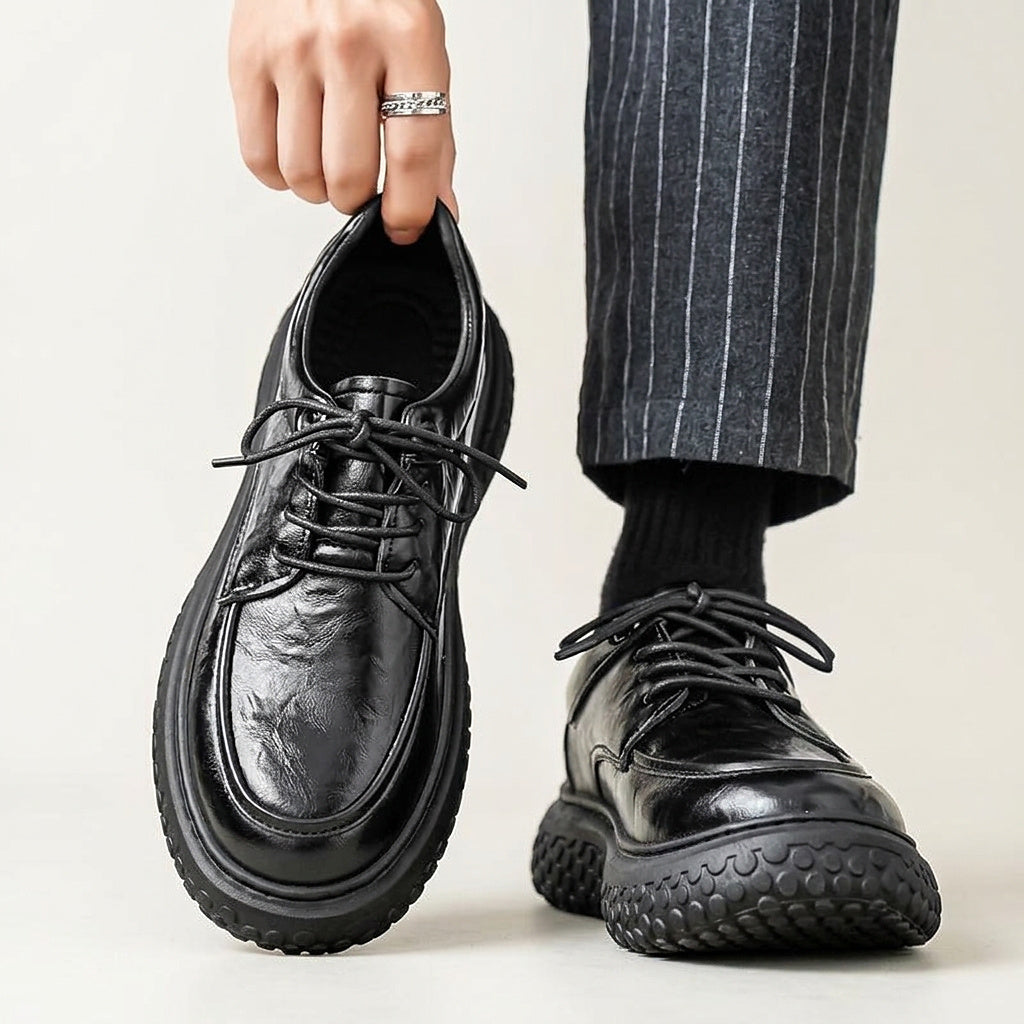 Men’s Lace-Up Oxfords with Thick Textured Soles