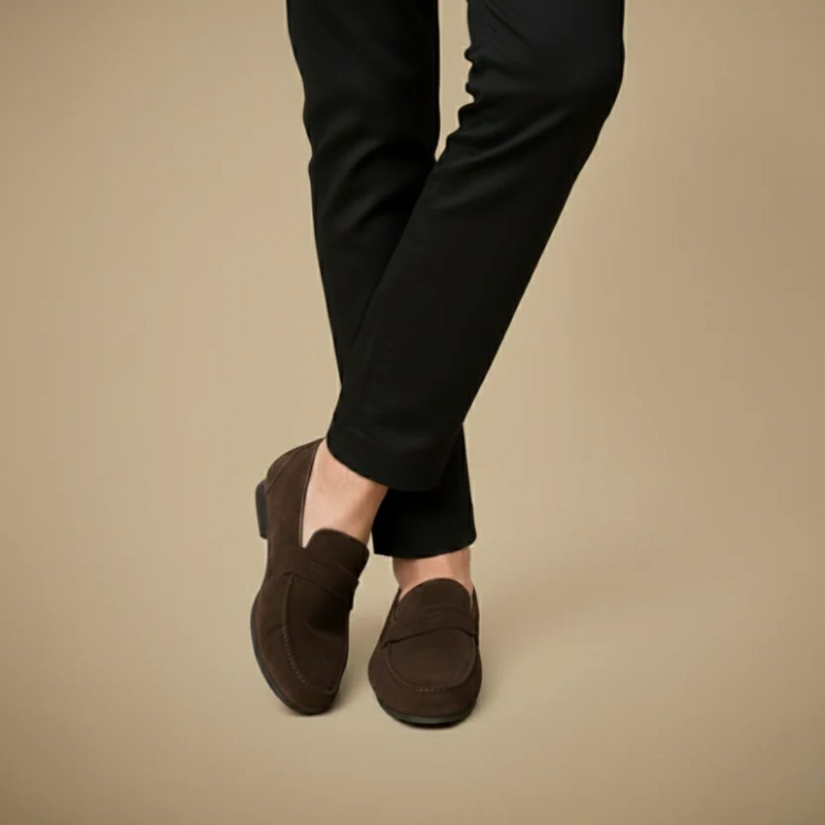Men's Suede Loafers Slip-On Round Toe Moccasin Smart-Casual Office Formal Casual Everyday Versatile Leather-Look Footwear