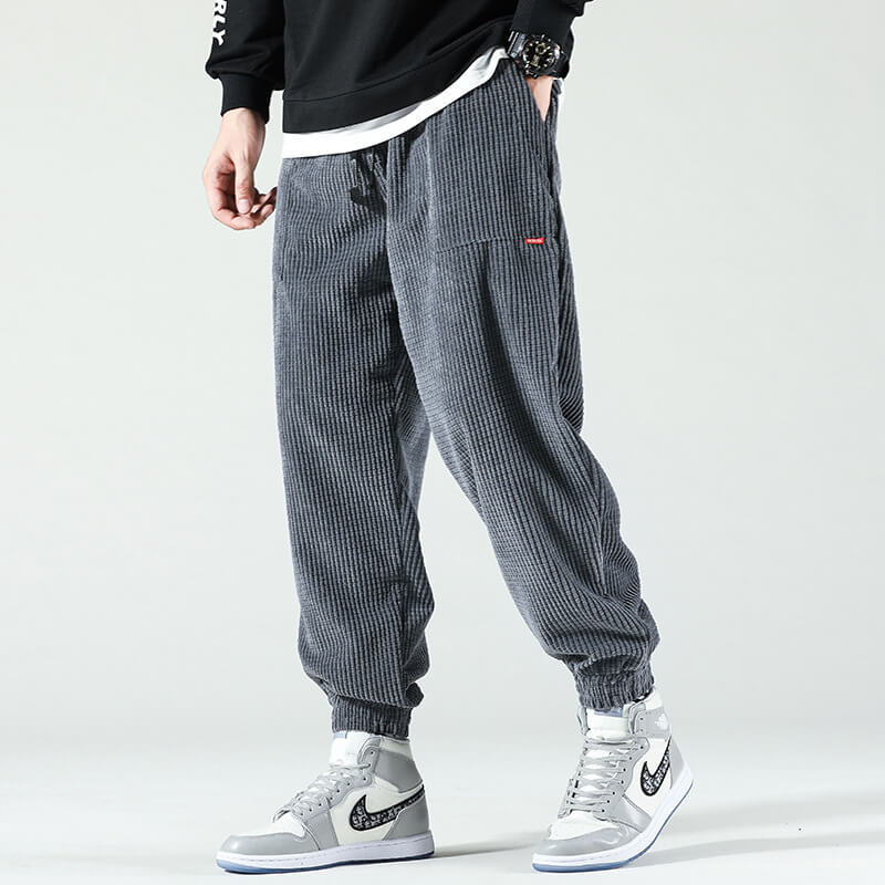 Men's Loose Fit Tapered Trousers
