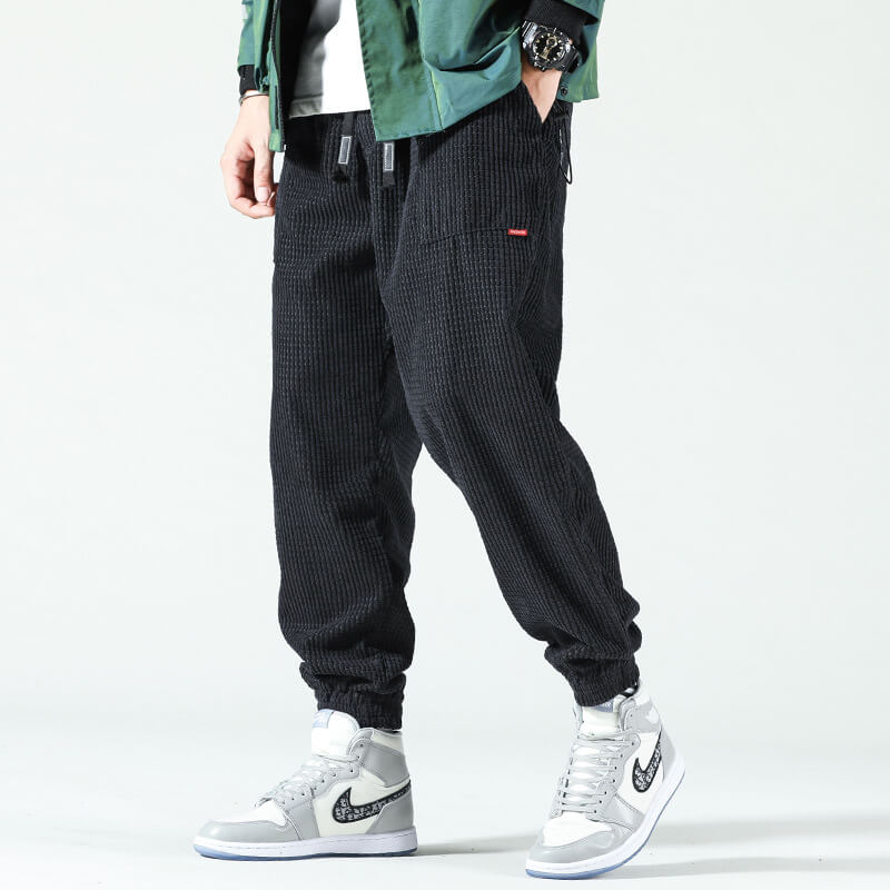 Men's Loose Fit Tapered Trousers