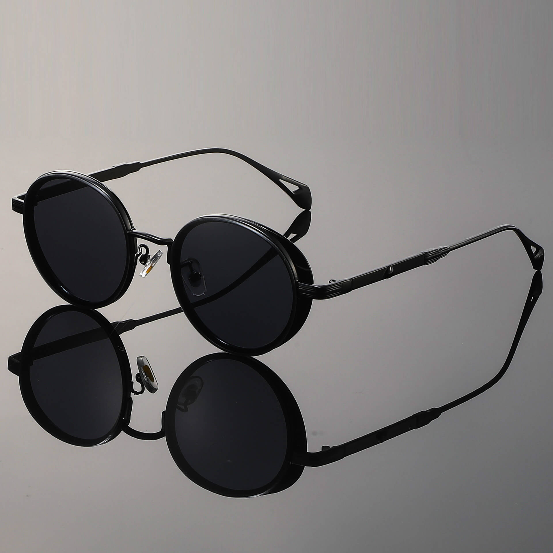 Men's Round Retro Sunglasses | Metal Frame