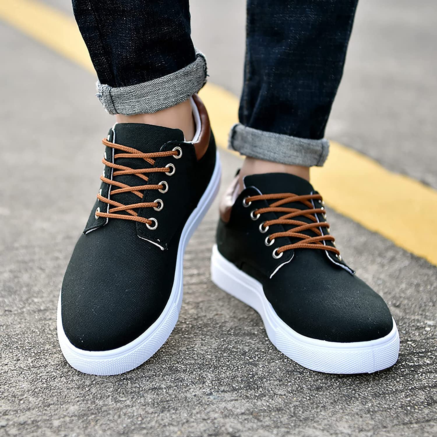 Men’s Casual Trainers with Contrast