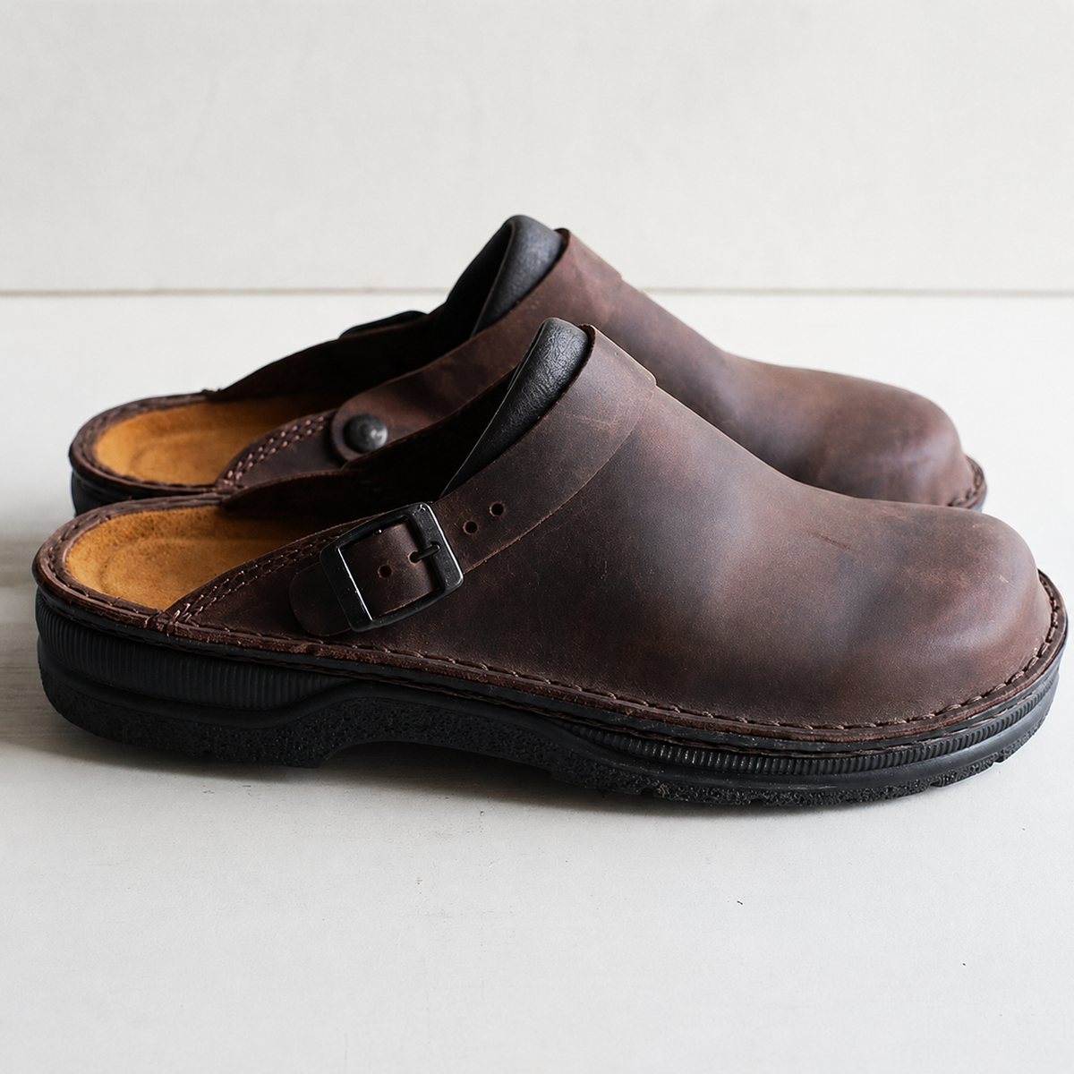 Men's Clogs Slip-On Mules Open-Back Casual Beach Pool Garden Everyday Comfort Lightweight Waterproof Versatile Corby