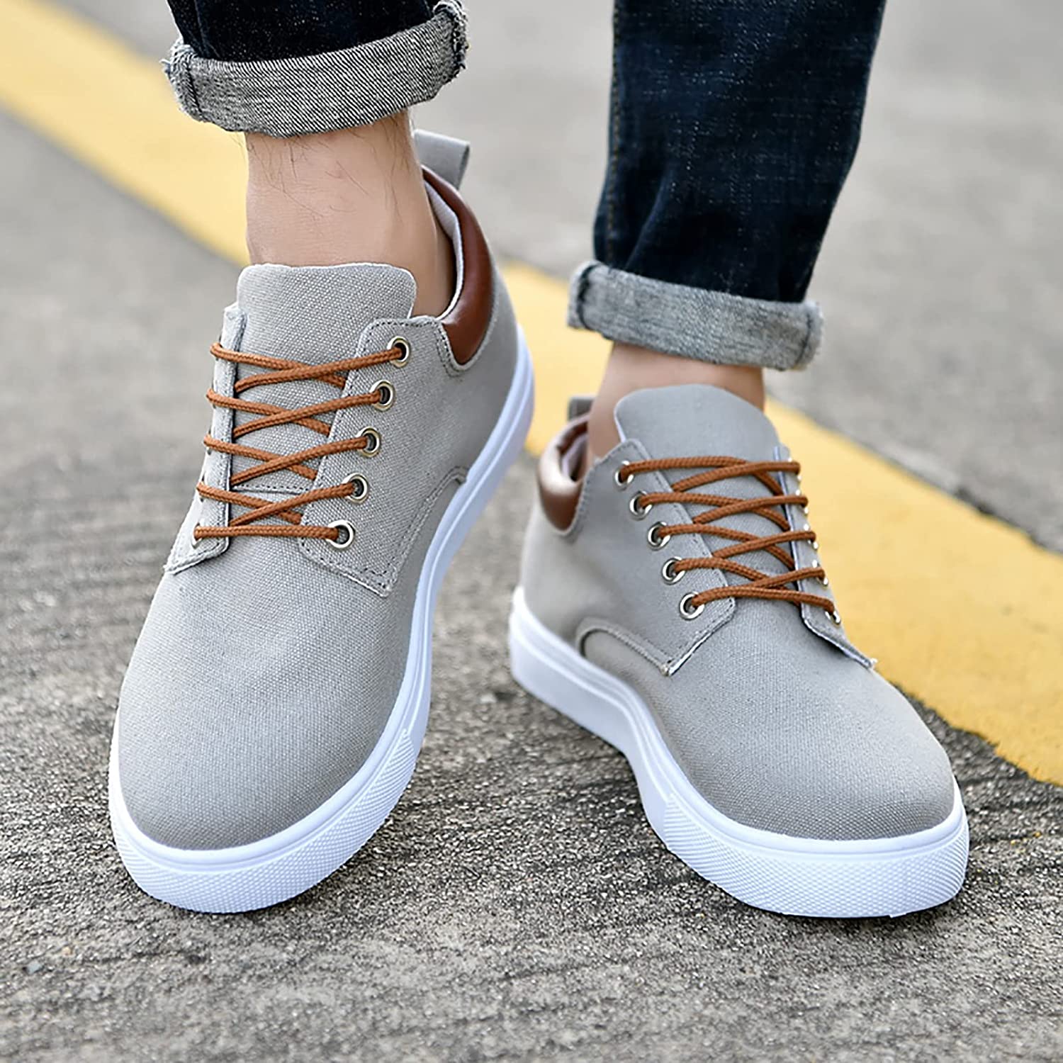 Men’s Casual Trainers with Contrast