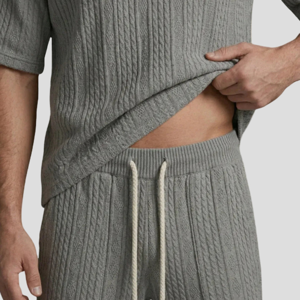 Men’s Knit V-Neck Set