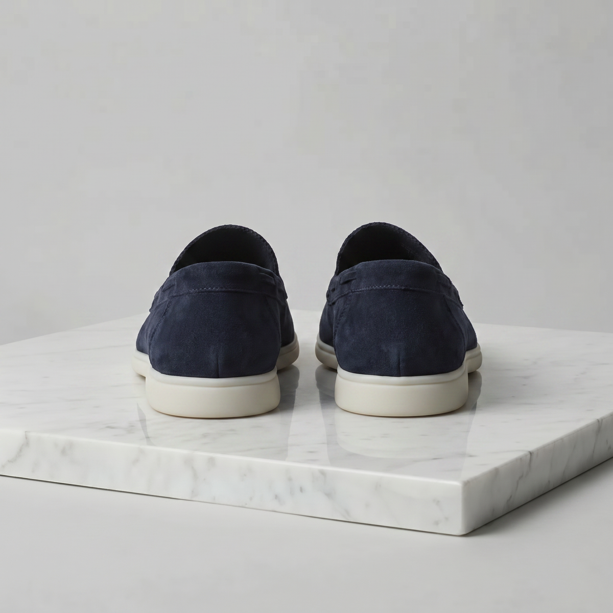 Men's Suede Loafers Slip-On Classic Round Toe Moccasin Smart-Casual Office Everyday Casual Formal Alistair