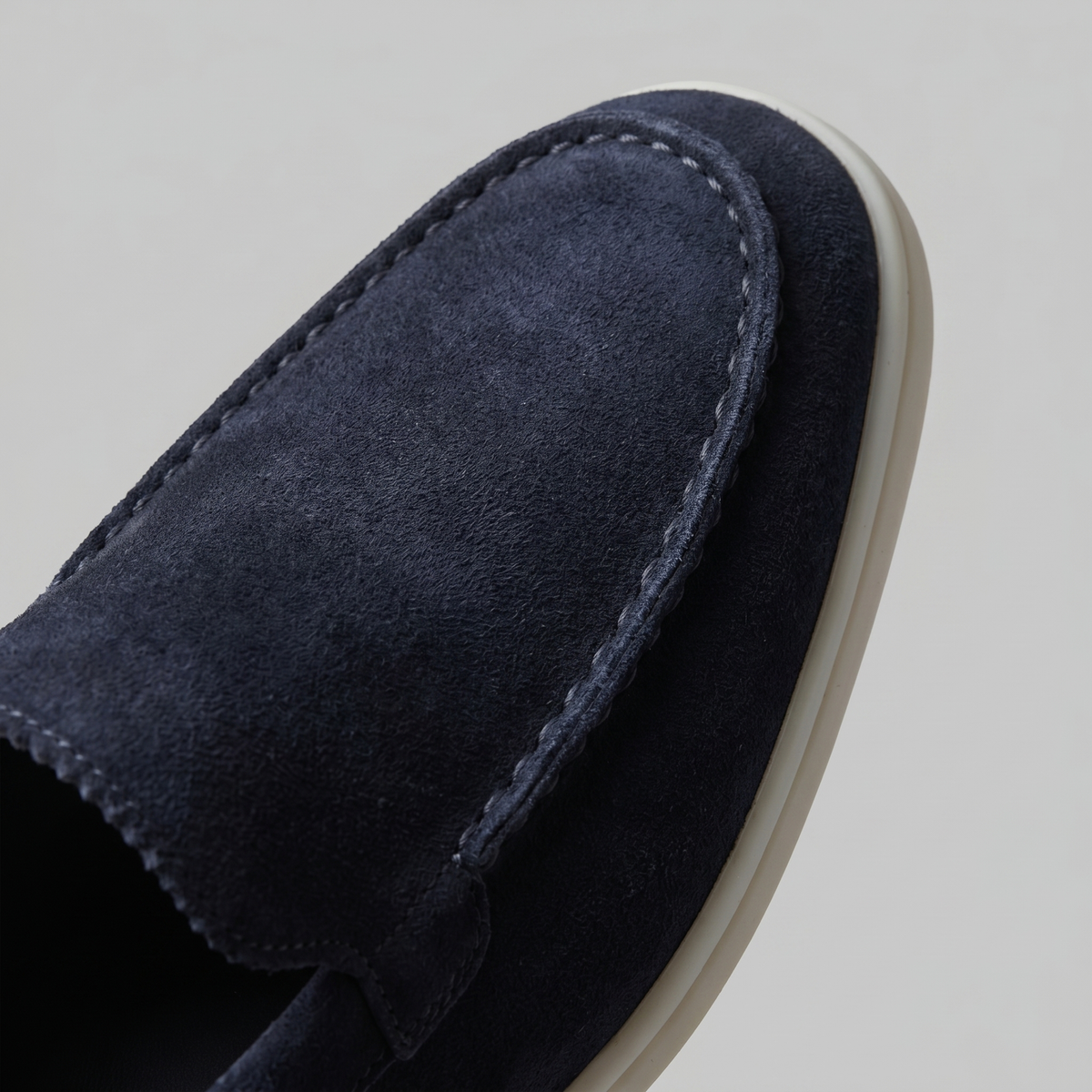 Men's Suede Loafers Slip-On Classic Round Toe Moccasin Smart-Casual Office Everyday Casual Formal Alistair