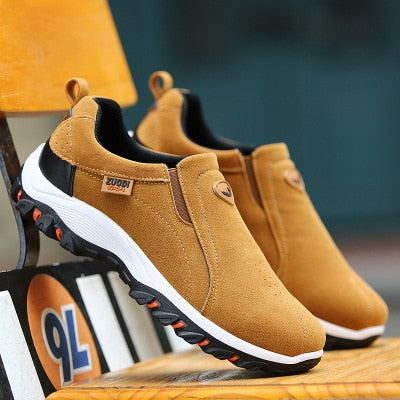 Men’s Casual Black Shoes | Stylish and Versatile