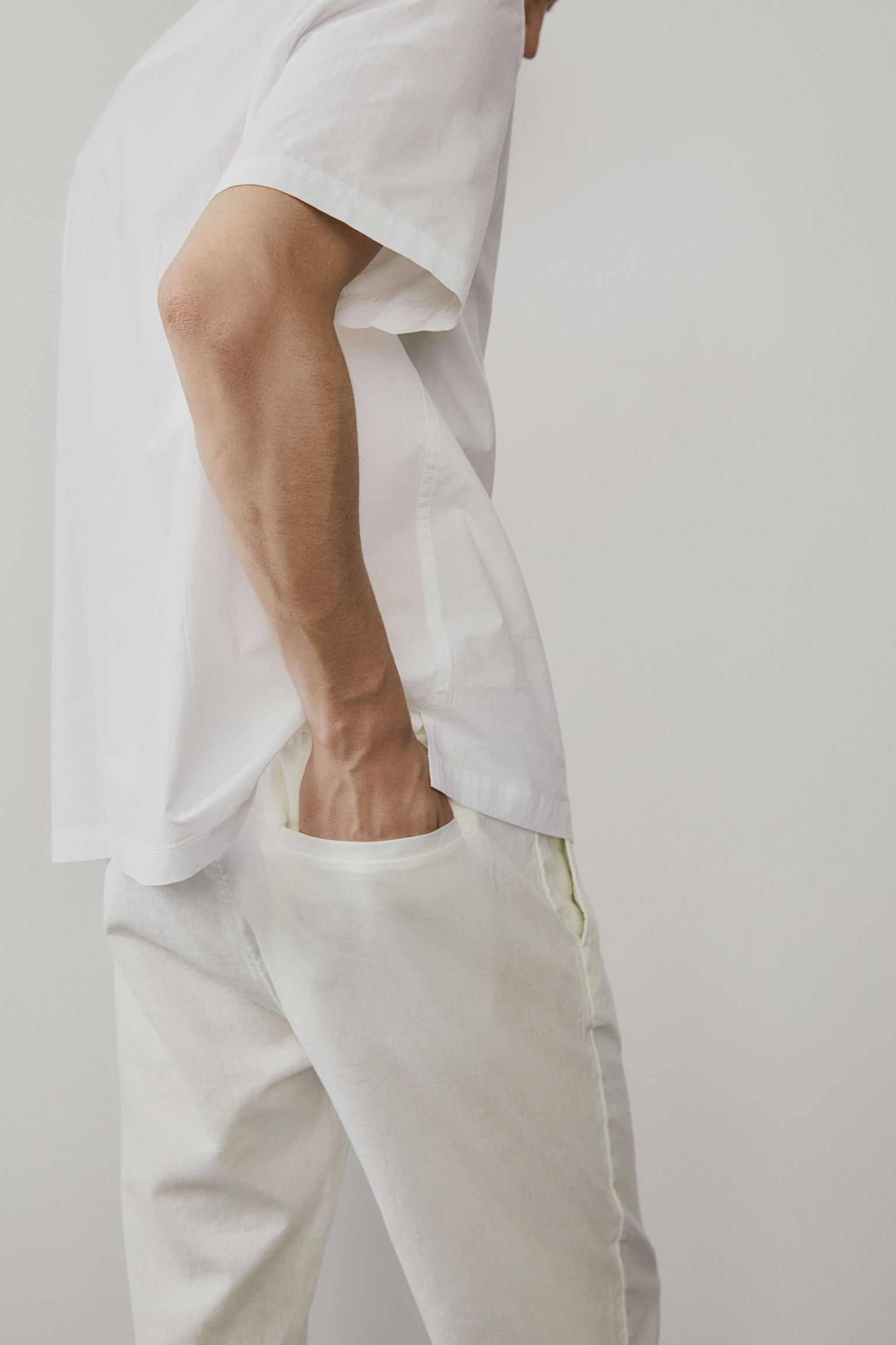 Men's Relaxed Fit Trousers with Drawstring Elastic Waist