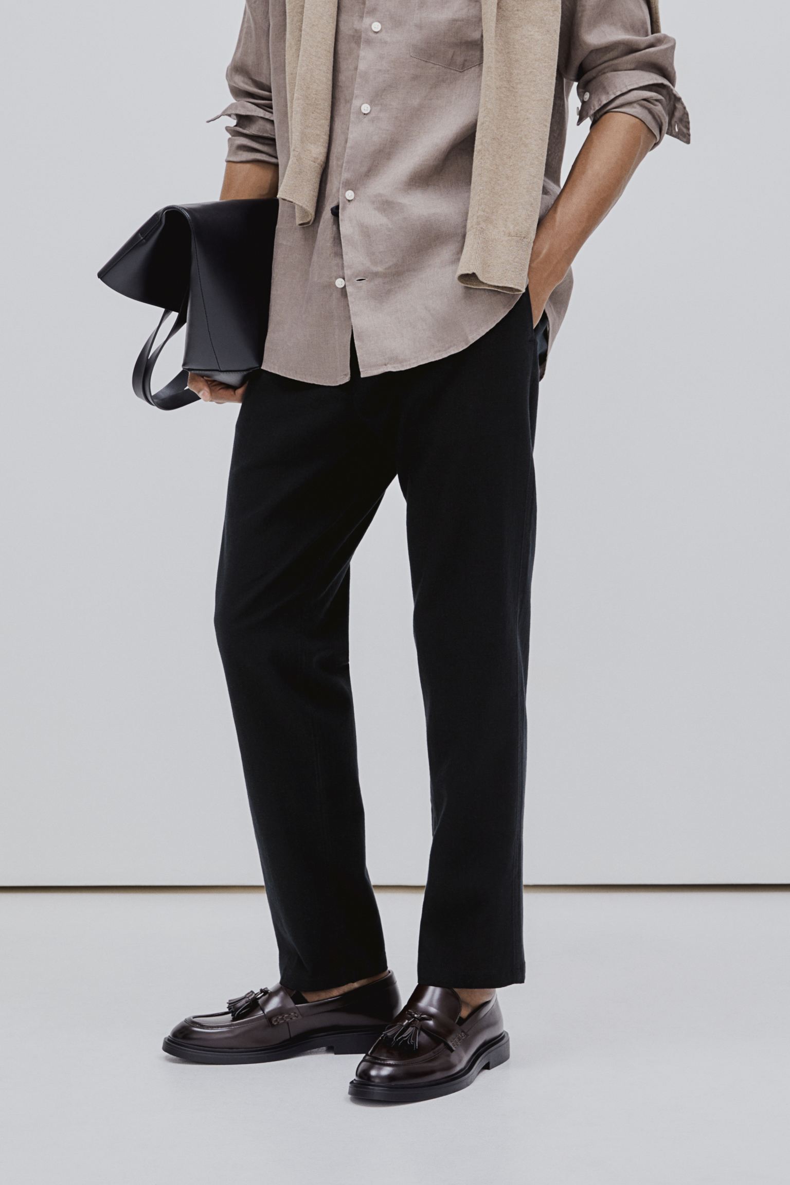 Men's Relaxed Fit Trousers with Drawstring Elastic Waist