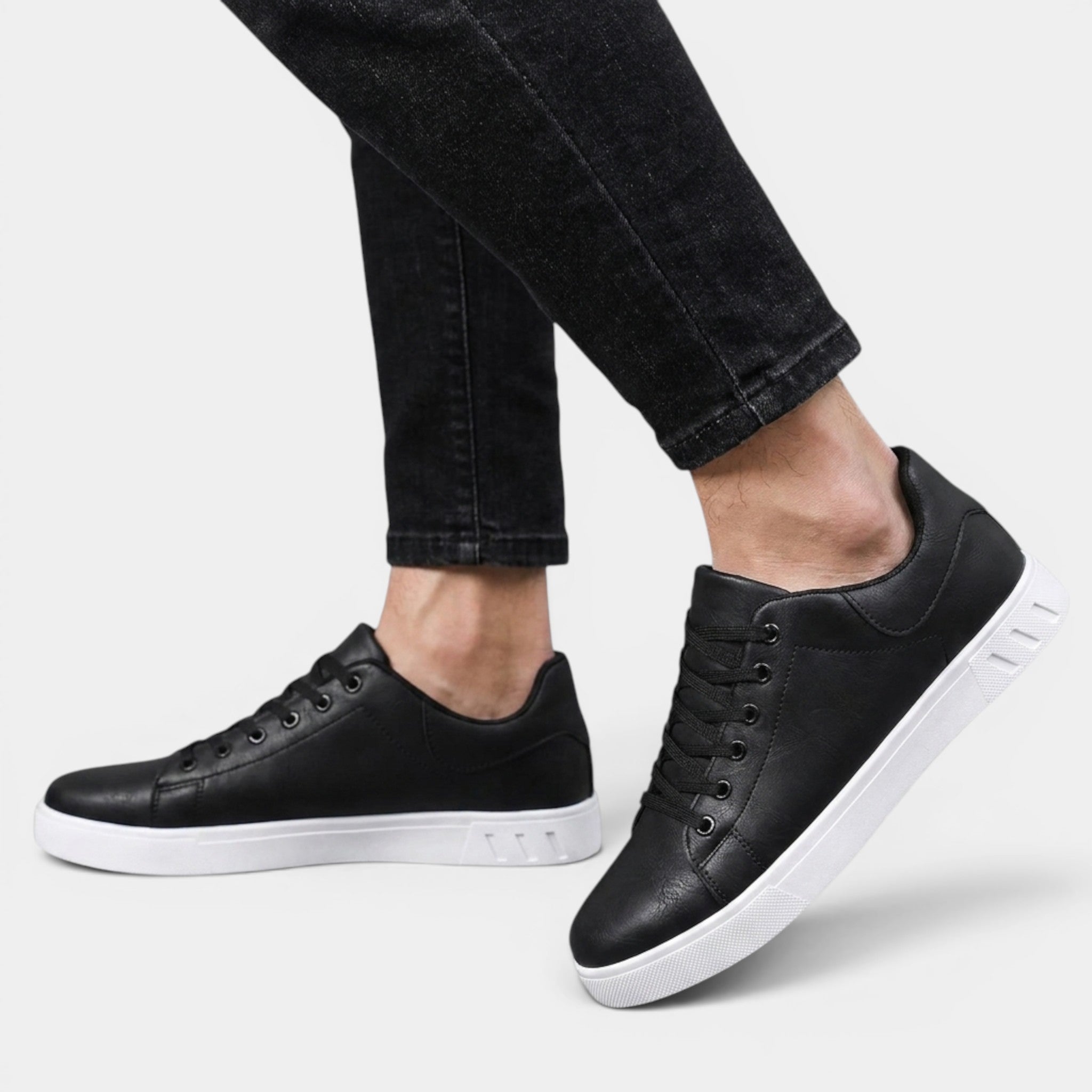Men’s Casual Leather Sneakers
